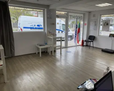 Еконт офис Варна Виница