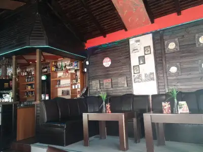 THE TRIVIA BAR & BBQ