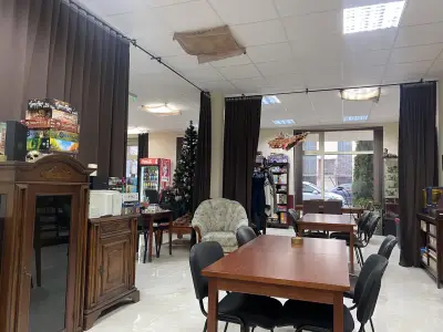 Другият замък