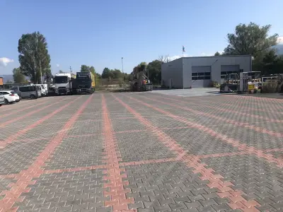 РЛ КОНСТРУКЦИЯ / Международен товарен транспорт, товаро разтоварни услуги Дупница