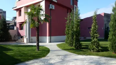 Лолеми гардън