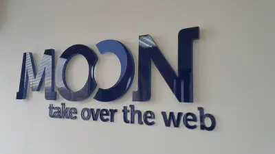 MOON