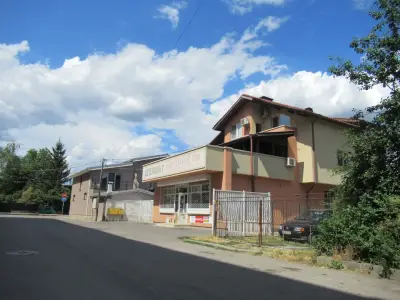 Общински пазар
