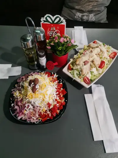 Кафе Аператив Еми
