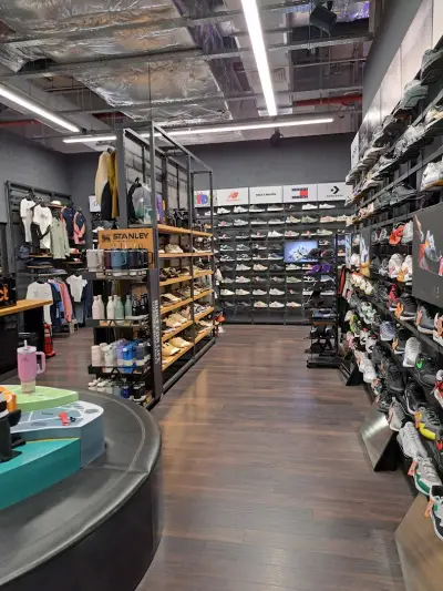 SPORT DEPOT Варна Delta Planet Mall