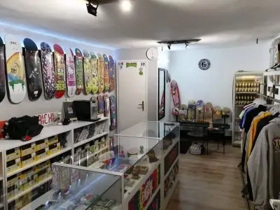 mi6ano *skate room*