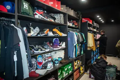 mi6ano *skate room*