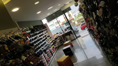 Спортни обувки Ранърс