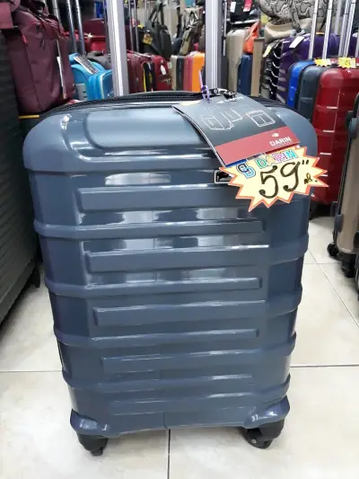 Магазин за куфари и чанти „Big Bags“