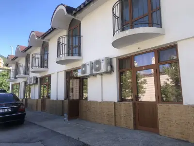 Хостел Емин