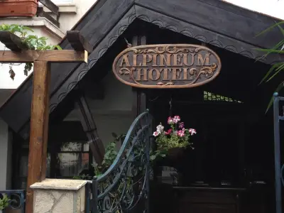 Hotel Alpineum