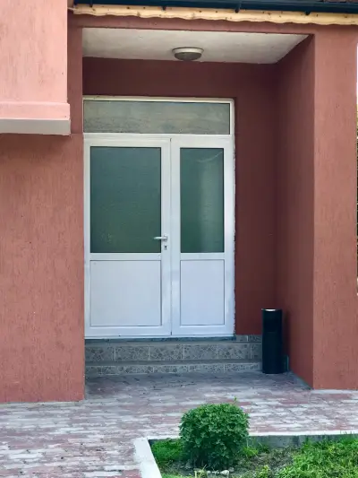 Къща под наем
