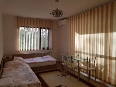 Lora’s apartment