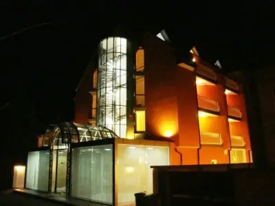 Семеен хотел Виа Лакус