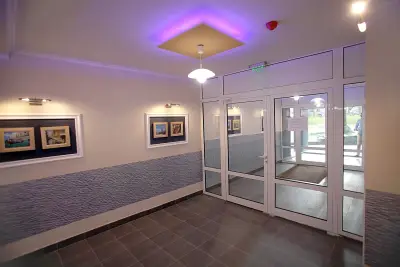 Turquoise and Magenta Apartment