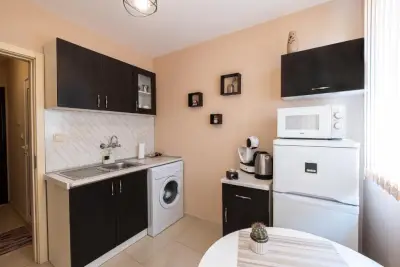 Central Point Apartments