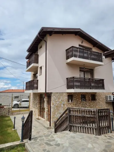 Andreevite Houses