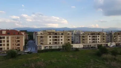 Riverside Plaza