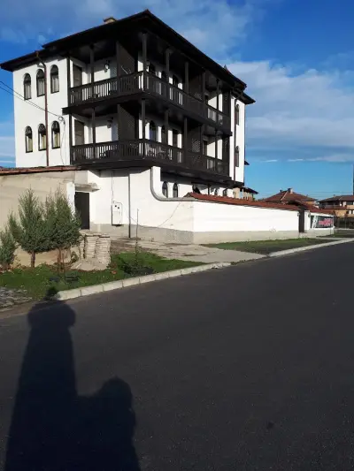 Хотел Искра