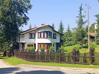 Арт комплекс Горски дом - Трявна