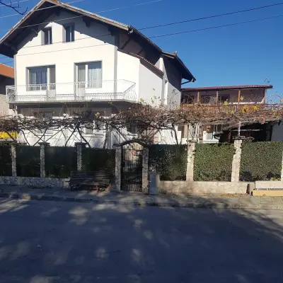 Стаи за гости Върбите