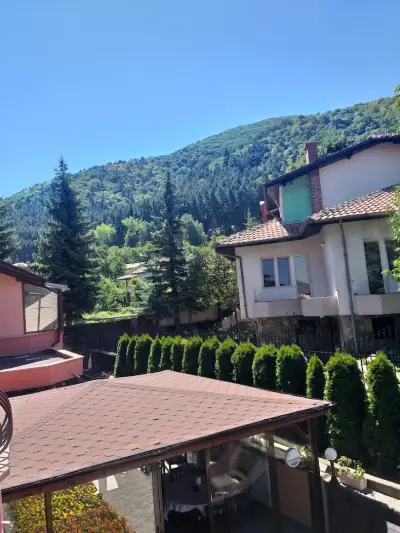 Family Hotel Emaly Green