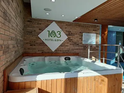 103 Degrees Hotel & Spa