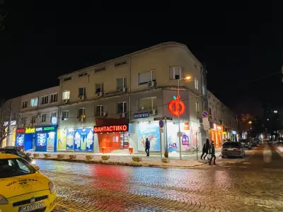 Фантаcтико Ф02