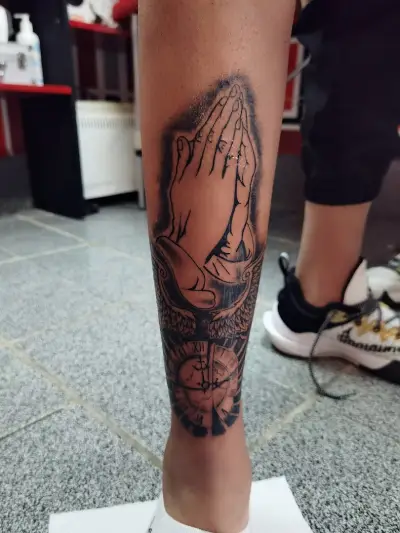 Студио за татуировки "Nadink Tatoo" | Цветна Акварелна Техника | Минимализъм | Надписи | Реализъм | Черно Бели |