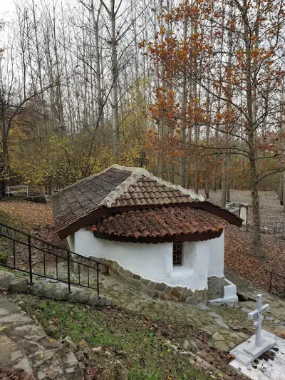 Хижа дрънчи Дупка
