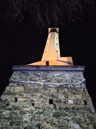 Часовниковата кула