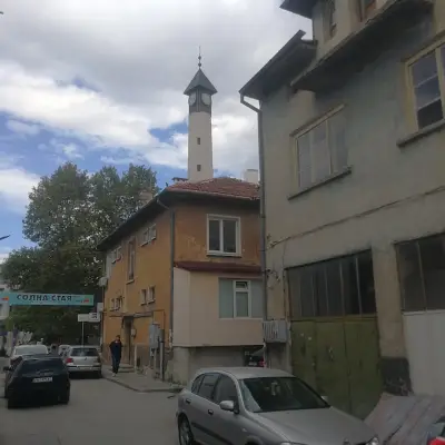 Часовниковата кула