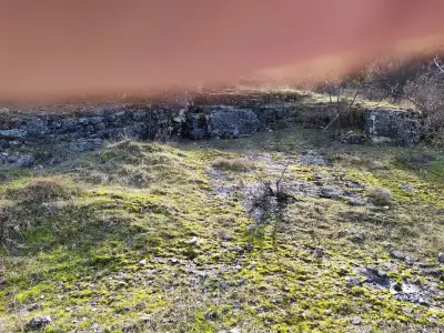 Лъженската пещера (пещера Мандрата)