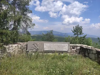 Полетински камък