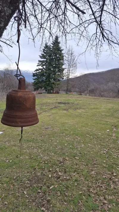 хижа Седемте партизани