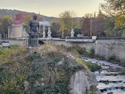 Паметник на Рачо Ковача
