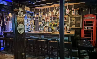 WHISKY BAR UNDERGROUND