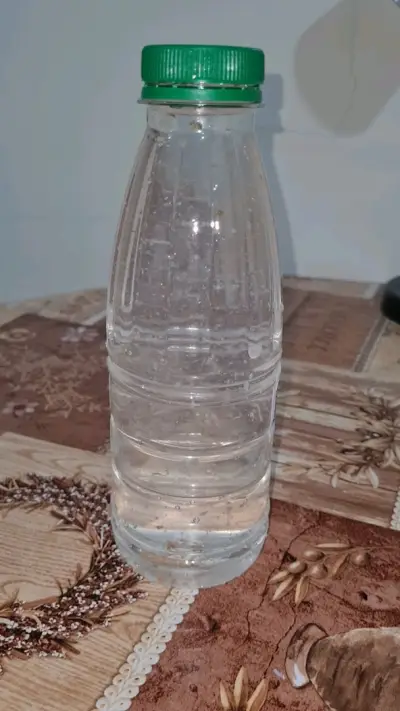 Зелен