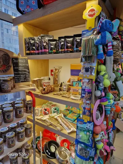 T MARKET