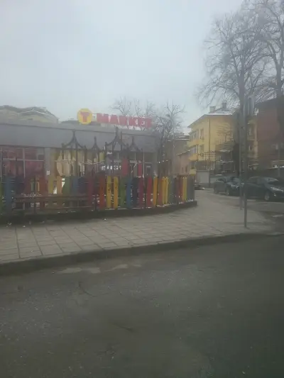 T MARKET