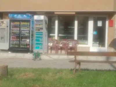 Магазин хранителни стоки–„При Везиро“