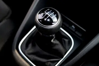 АВТОКЪЩА СЕСИ ЕООД