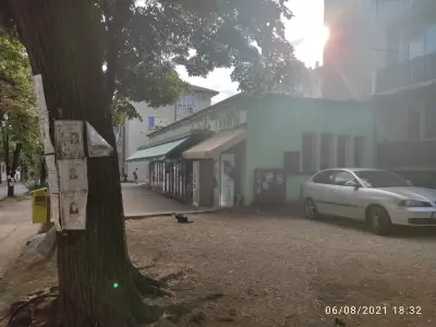 "Нивен" хранителен магазин