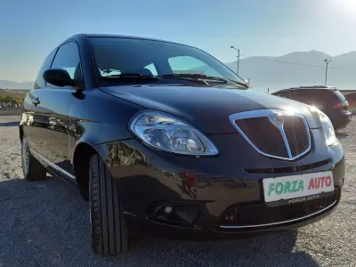 АВТОКЪЩА FORZA AUTO