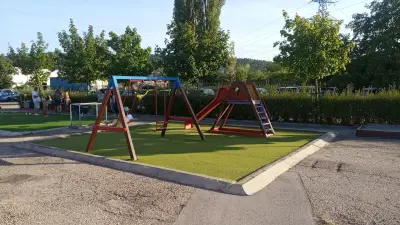 Спортна зона