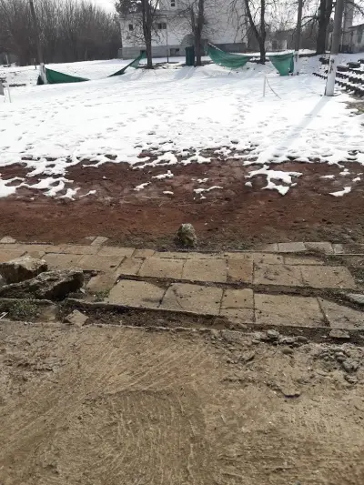 Стадион „Комарево“