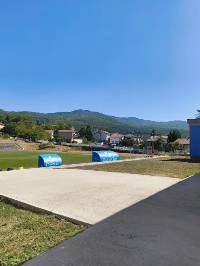 Стадион Владая