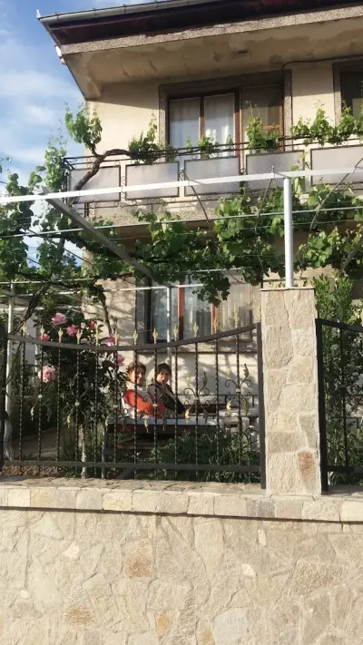 Стадион „Джебел“