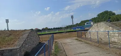 Стадион Каварна