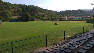 Стадион „Македония“